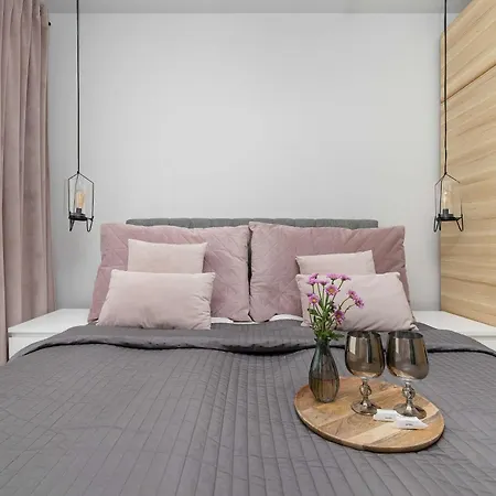 Przytulny Z Miejscem Parkingowym W Kolobrzegu By Renters * Kolobřeh